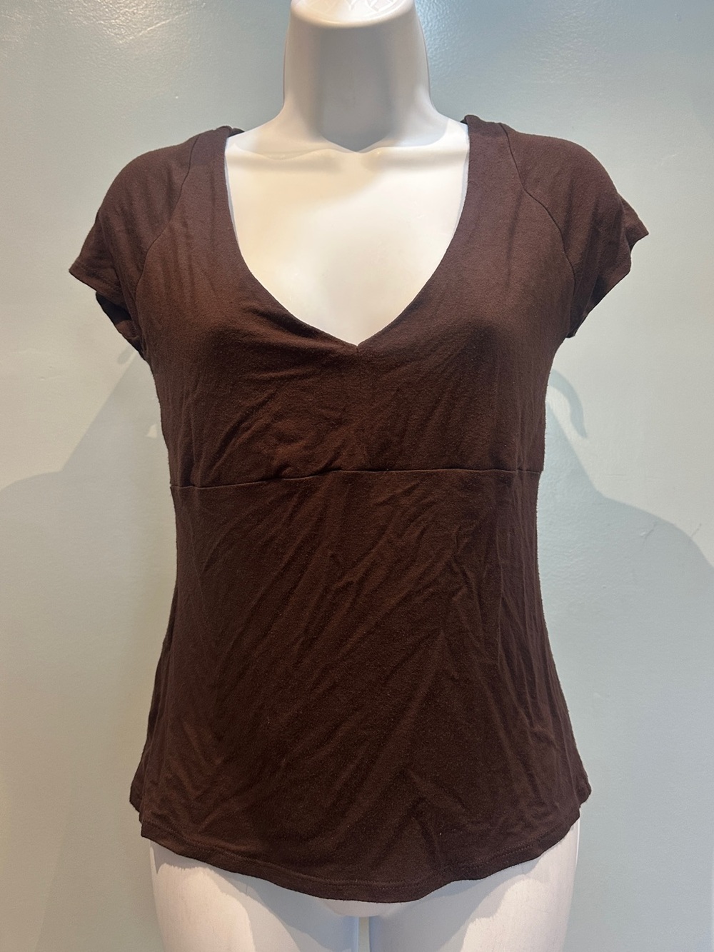 Dorothee Bis Brown V-neck Tee Shirt Y2K Style Vintage Esq Size Medium